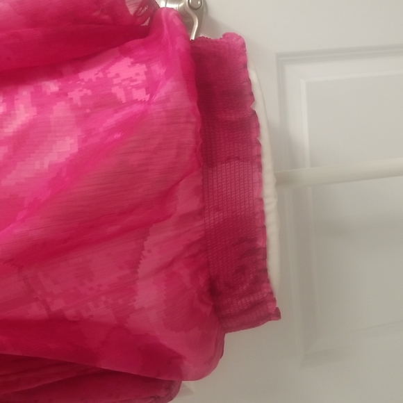 Express Blouse - Picture 6 of 6